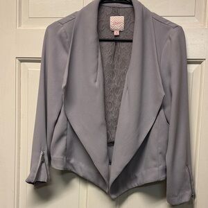 Candie’s gray size M waterfall lapel jacket with zipper sleeve cuffs, washable